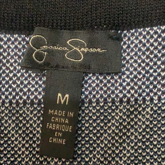 Jessica Simpson -Medium Aztec design skirt New - Picture 5 of 6